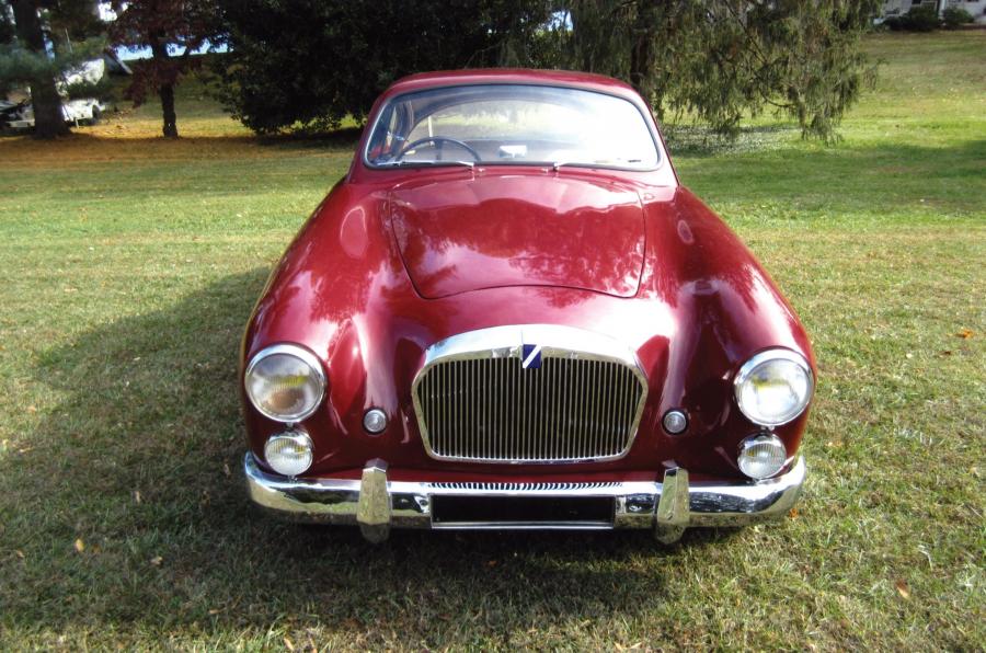  Talbot-Lago T26 Grand Sport Coupe 1954 года  (фото 4 из 10)